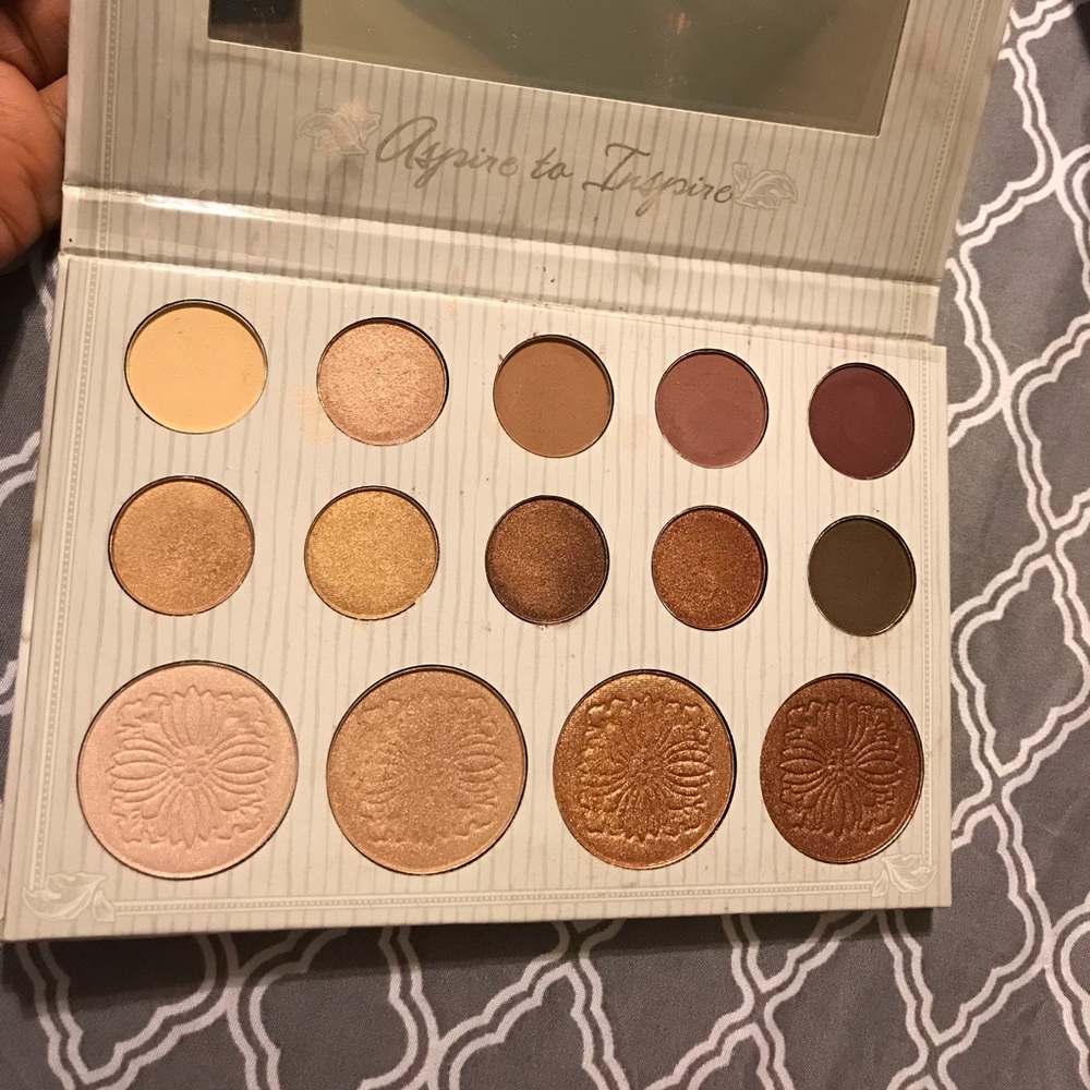 BH Cosmetics Carli Bybel Palette